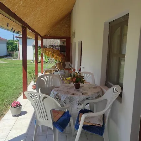 Bb House Apartamento *